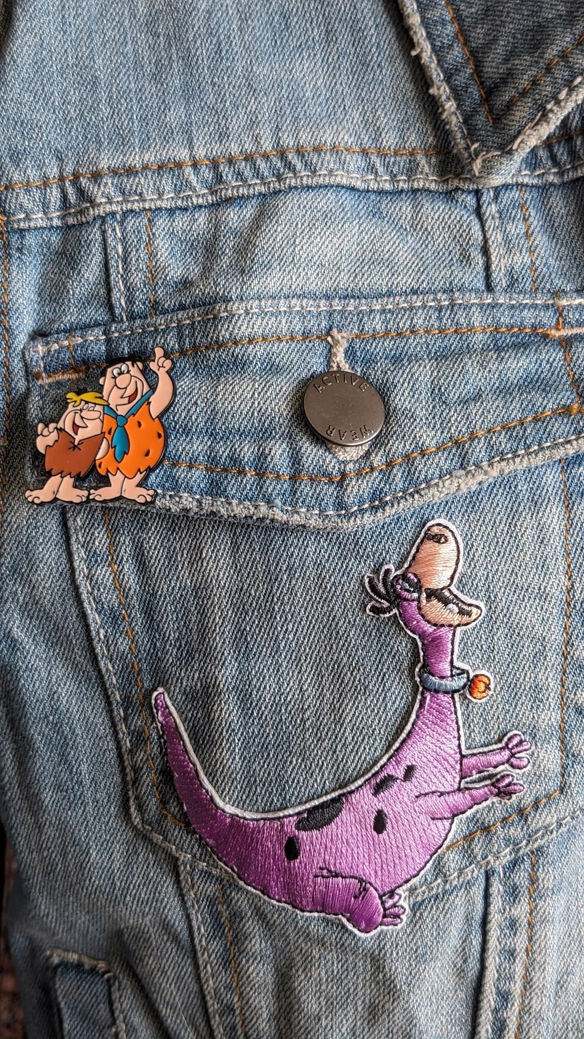 Embroidered denim jacket "The Flintstones - the Flinstones" – photo 4